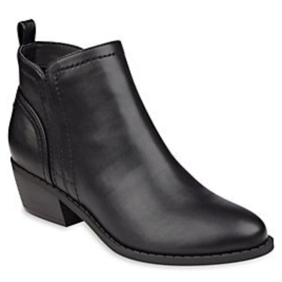🆕 G by Guess black Tammie ankle boots SZ 8.5 - Picture 1 of 7